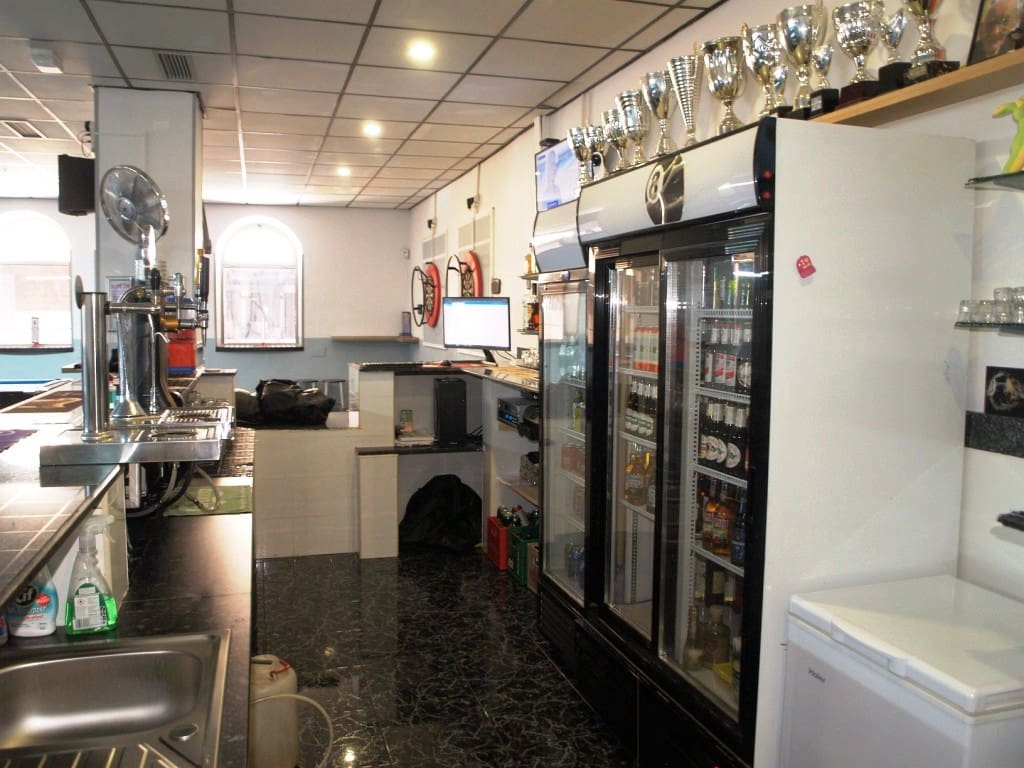 Restaurant/Bar for sale in Fuengirola - € 39,950 (Ref: 9428462)