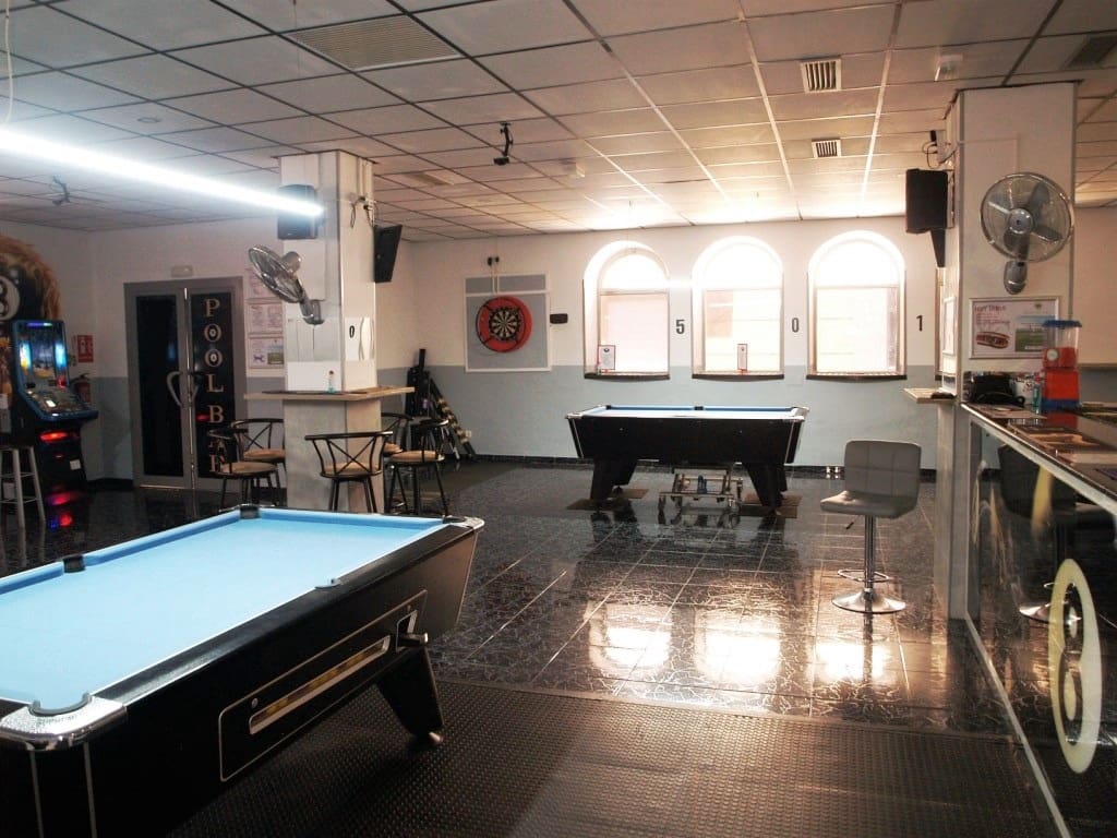 Restaurant/Bar for sale in Fuengirola - € 39,950 (Ref: 9428462)