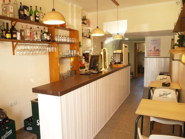 Restaurant/Bar for sale in Benalmádena - € 37,950 (Ref: 9428463)