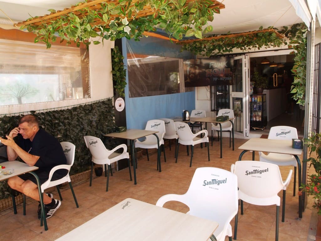 Restaurant/Bar for sale in Benalmadena - € 37,950 (Ref: 9428463)