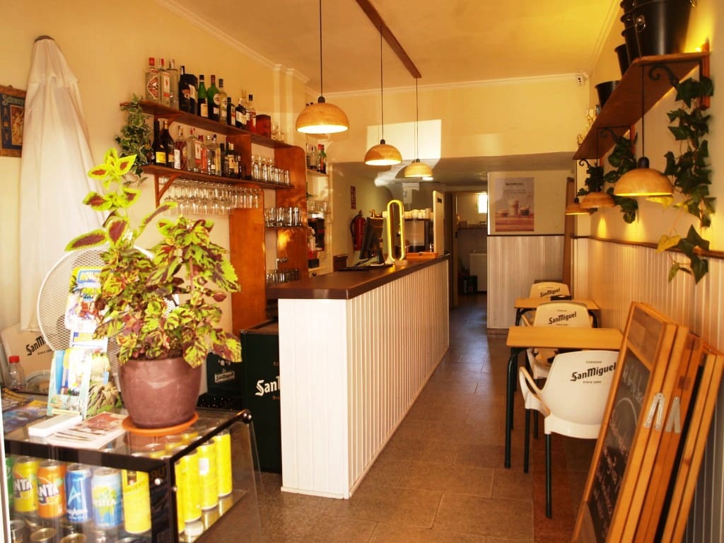 Restaurant/Bar for sale in Benalmadena - € 37,950 (Ref: 9428463)