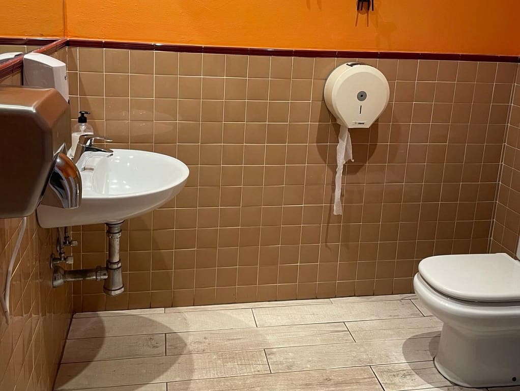 Restaurant/Bar for sale in Mijas Costa - € 34,950 (Ref: 9428464)