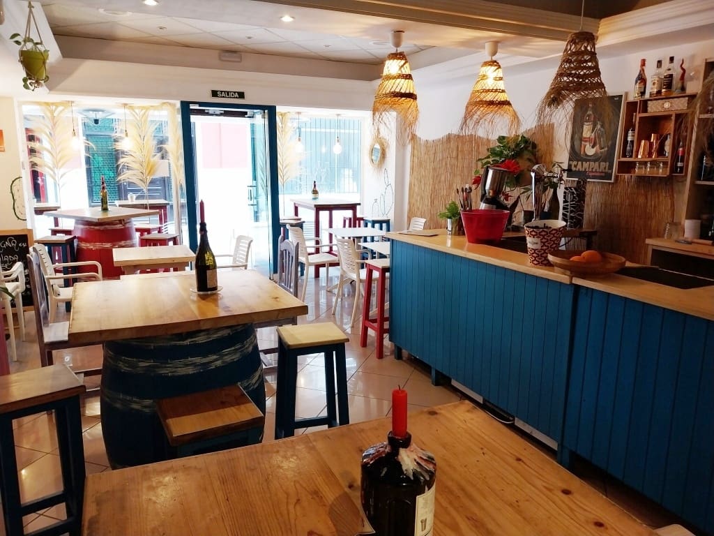 Restaurant/Bar for sale in Fuengirola - € 32,950 (Ref: 9428467)