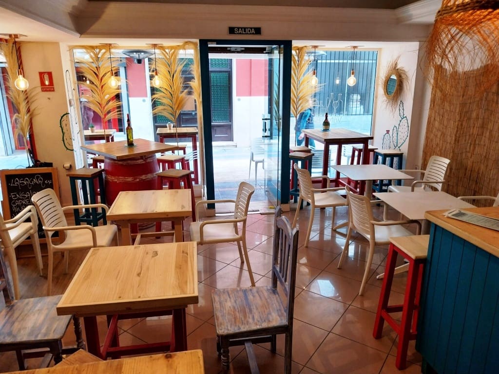 Restaurant/Bar for sale in Fuengirola - € 32,950 (Ref: 9428467)