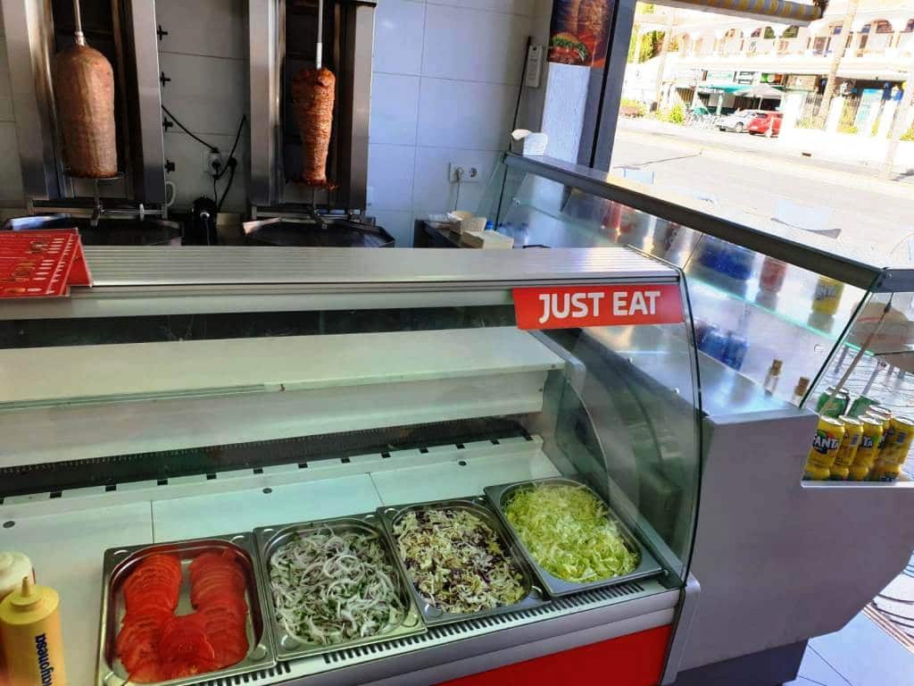 Restaurant/Bar for sale in Benalmadena - € 29,950 (Ref: 9428468)