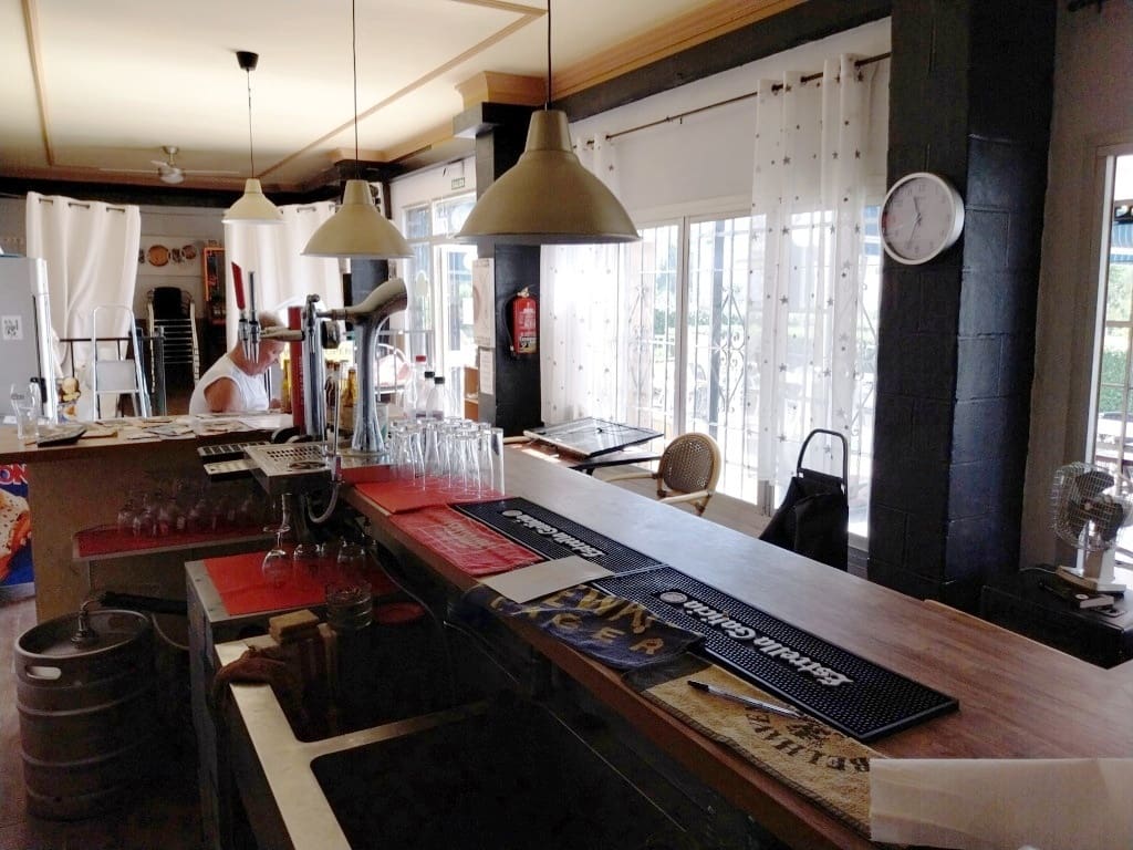 Restaurant/Bar for sale in Benalmadena - € 29,950 (Ref: 9428469)
