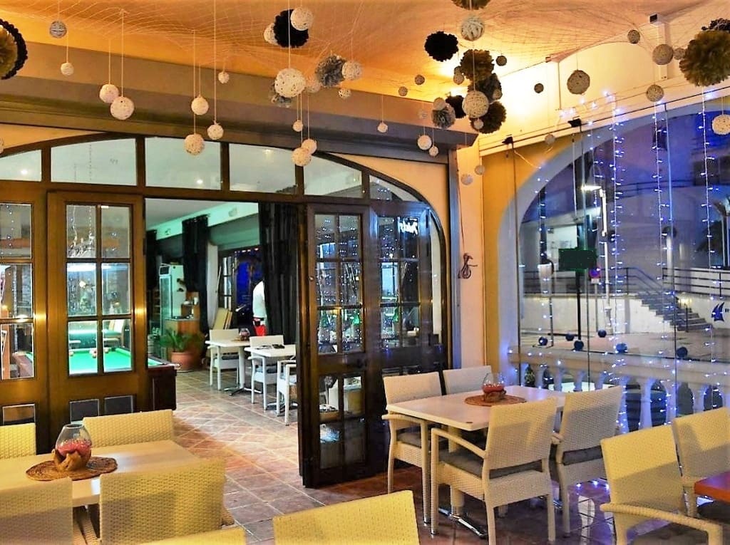 Restaurant/Bar for sale in Benalmadena - € 29,950 (Ref: 9428470)