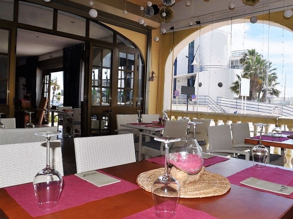 Restaurant/Bar for sale in Benalmadena - € 29,950 (Ref: 9428470)