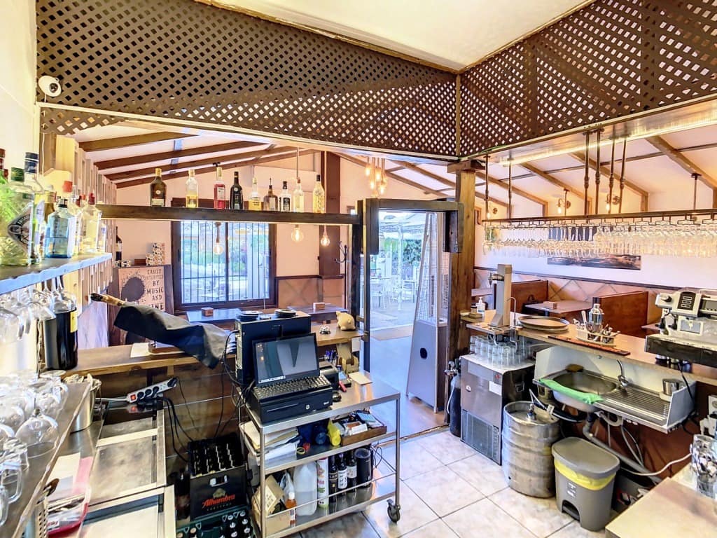 Restaurant/Bar for sale in Torremolinos - € 26,950 (Ref: 9428473)