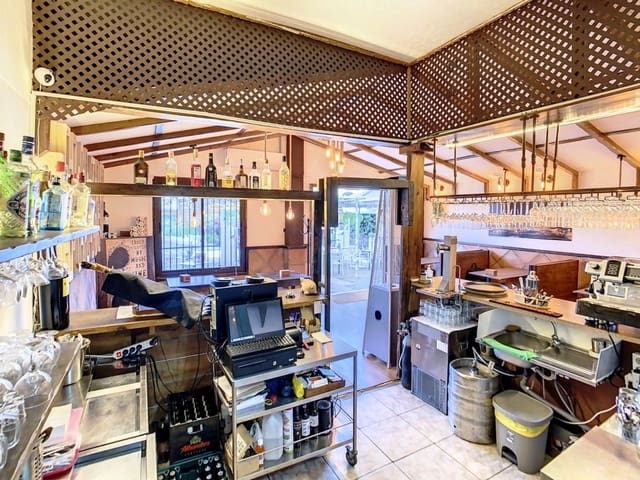 Restaurant/Bar for sale in Torremolinos - € 26,950 (Ref: 9428473)