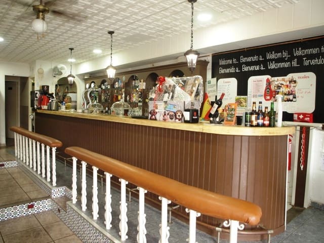 Restaurant/Bar for sale in Torremolinos - € 26,950 (Ref: 9428474)