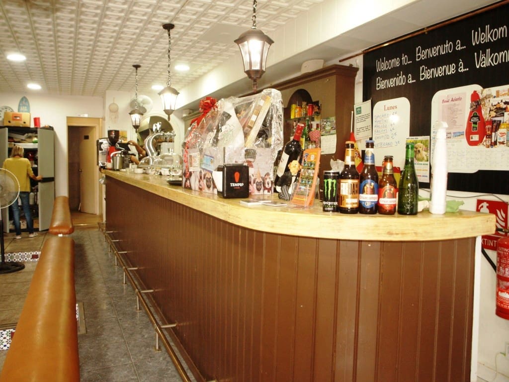 Restaurant/Bar for sale in Torremolinos - € 26,950 (Ref: 9428474)