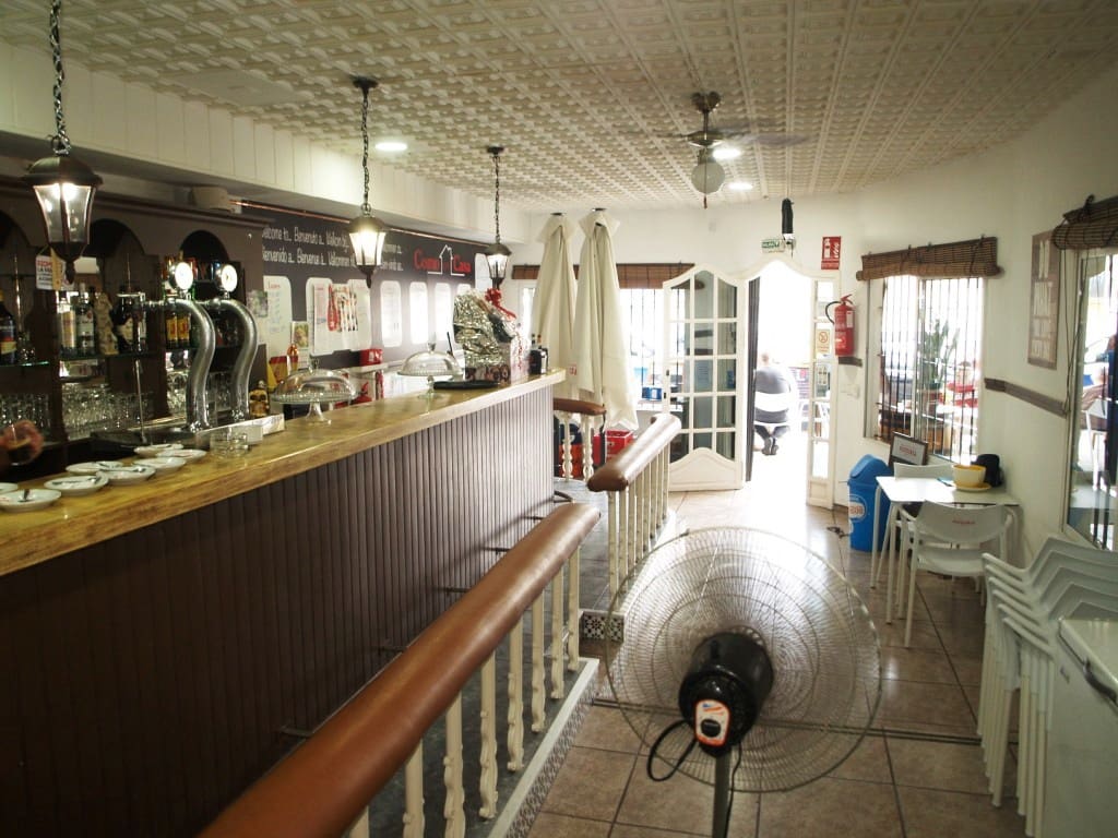 Restaurant/Bar for sale in Torremolinos - € 26,950 (Ref: 9428474)