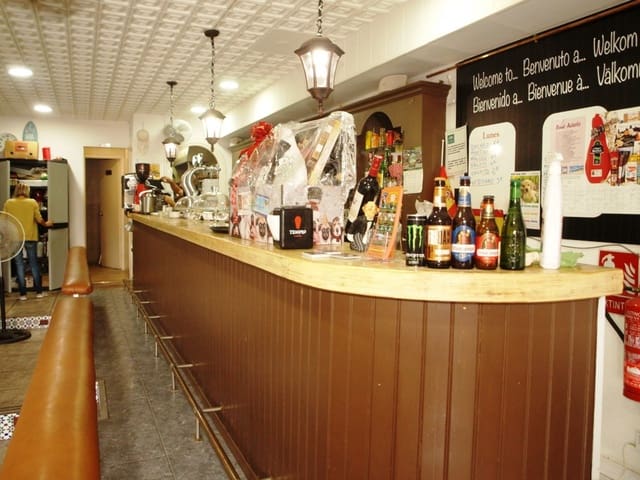 Restaurant/Bar for sale in Torremolinos - € 26,950 (Ref: 9428474)