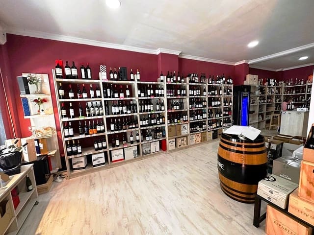 Business for sale in Fuengirola - € 24,950 (Ref: 9428476)