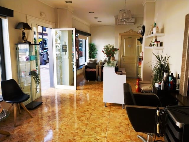 Business for sale in Fuengirola - € 24,950 (Ref: 9428478)