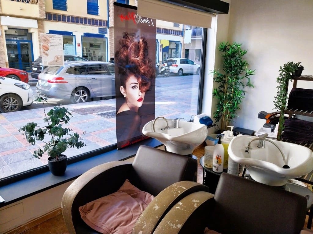 Business for sale in Fuengirola - € 24,950 (Ref: 9428478)