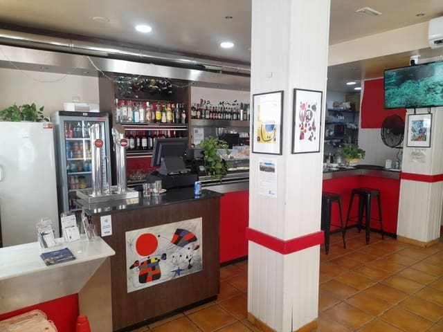 Restaurant/Bar for sale in Torremolinos - € 22,950 (Ref: 9428480)