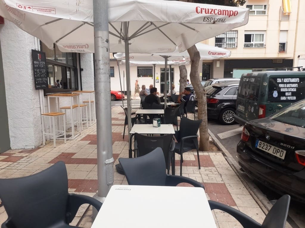 Restaurant/Bar for sale in Torremolinos - € 22,950 (Ref: 9428480)