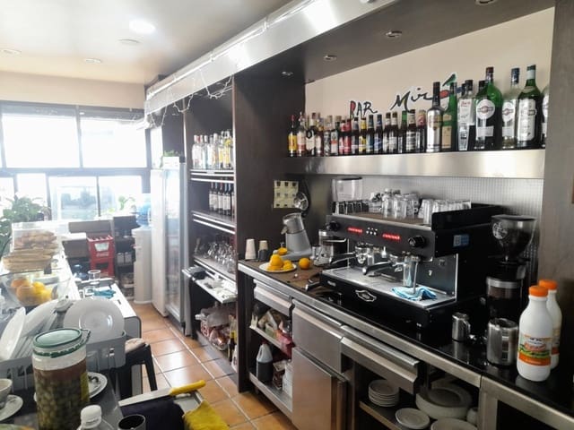 Restaurant/Bar for sale in Torremolinos - € 22,950 (Ref: 9428480)