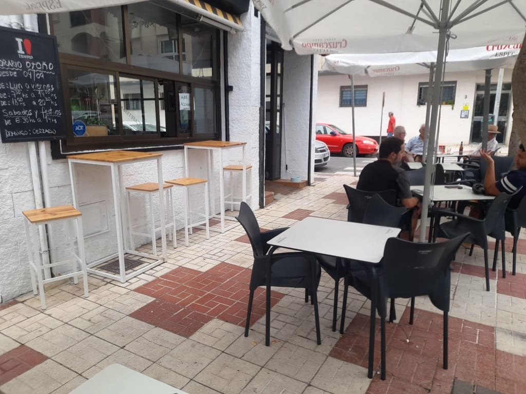 Restaurant/Bar for sale in Torremolinos - € 22,950 (Ref: 9428480)