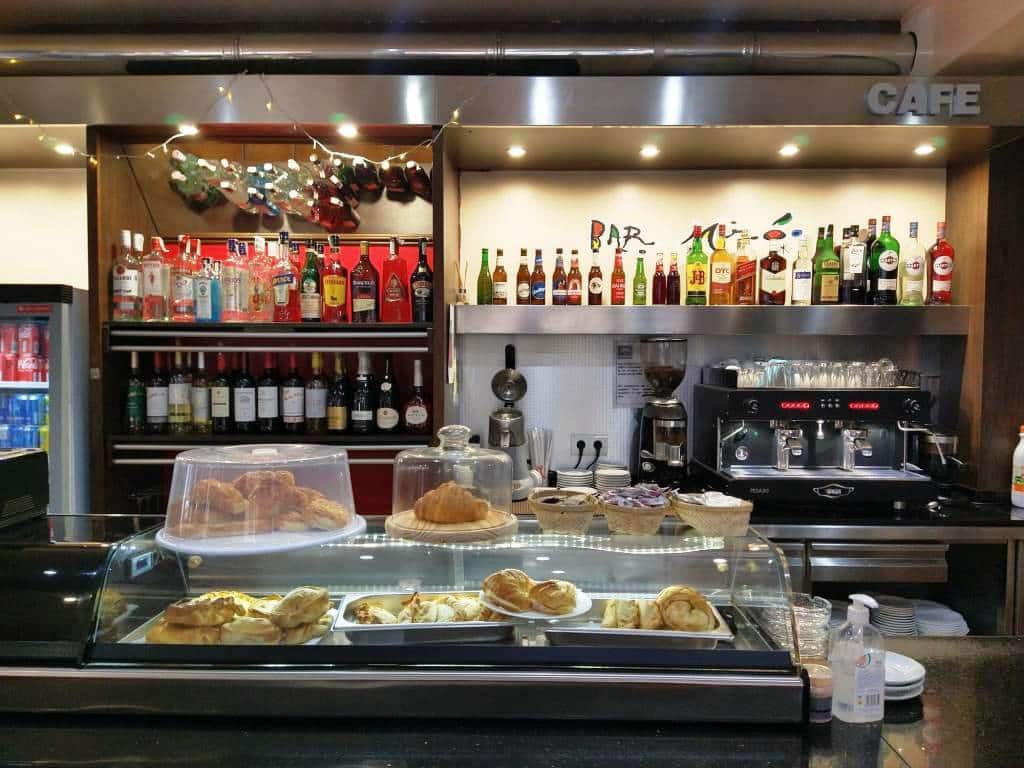 Restaurant/Bar for sale in Torremolinos - € 22,950 (Ref: 9428480)