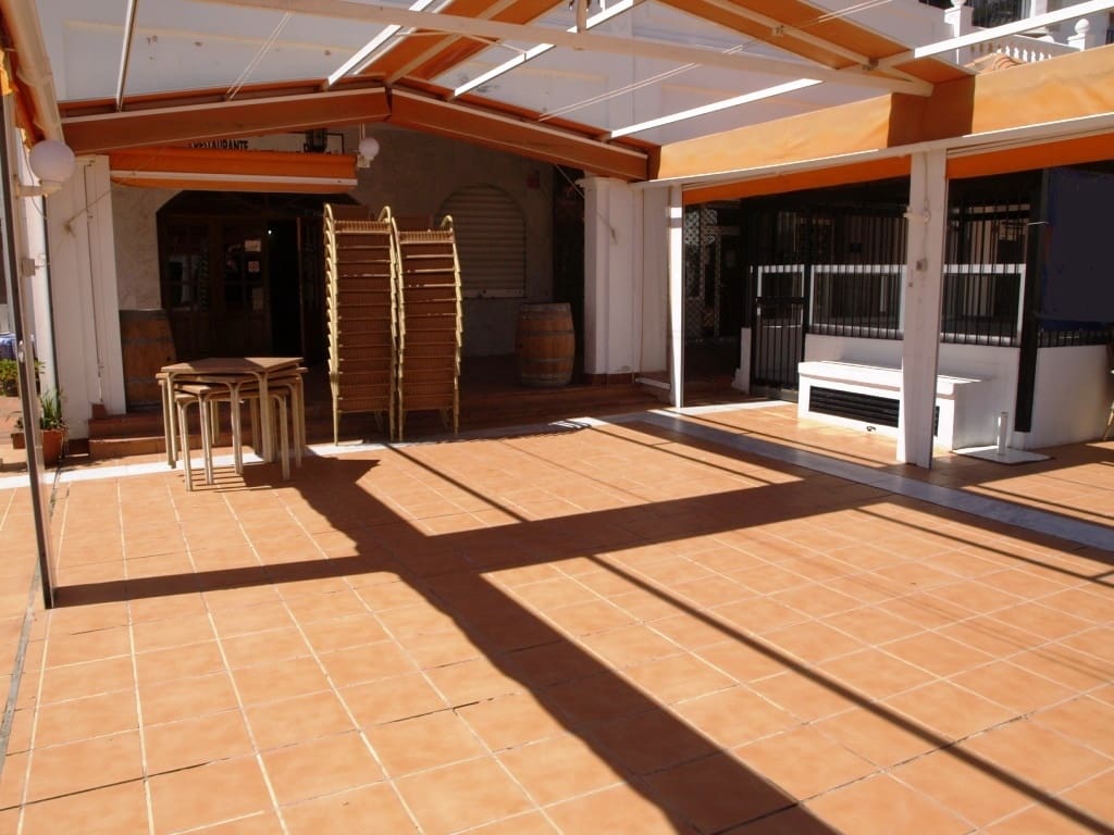 Restaurant/Bar for sale in Benalmadena - € 22,950 (Ref: 9428481)