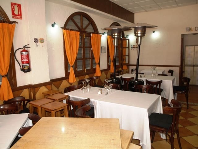 Restaurant/Bar for sale in Benalmádena - € 22,950 (Ref: 9428481)