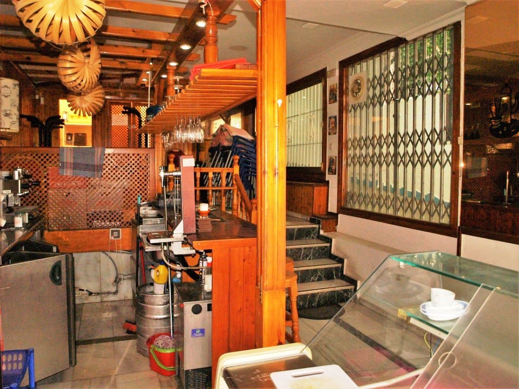 Restaurant/Bar for sale in Fuengirola - € 16,950 (Ref: 9428484)