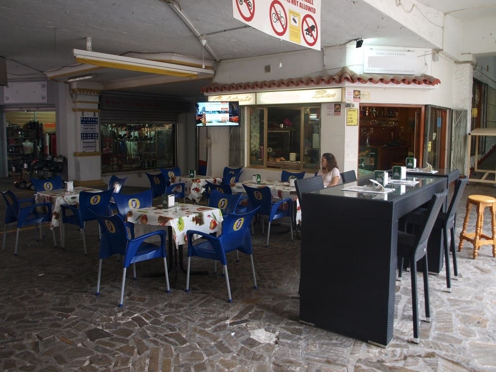 Restaurant/Bar for sale in Fuengirola - € 16,950 (Ref: 9428484)