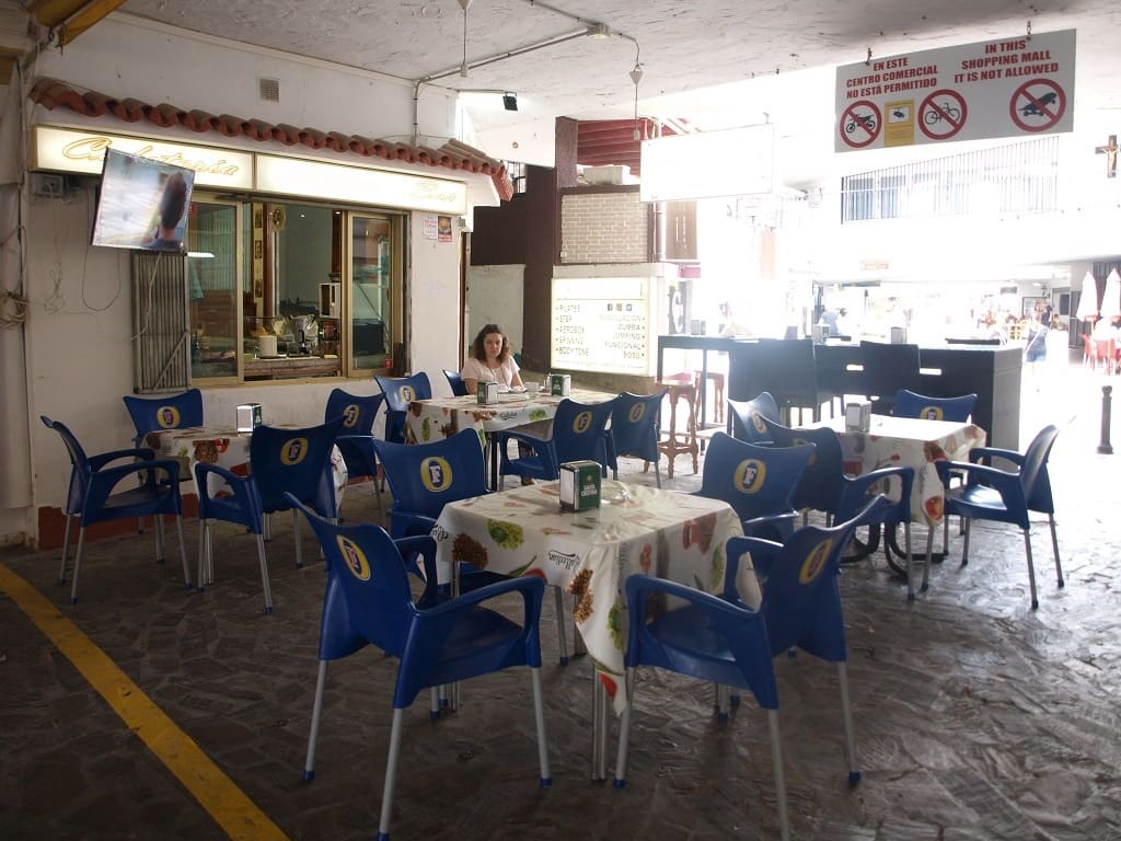 Restaurant/Bar for sale in Fuengirola - € 16,950 (Ref: 9428484)