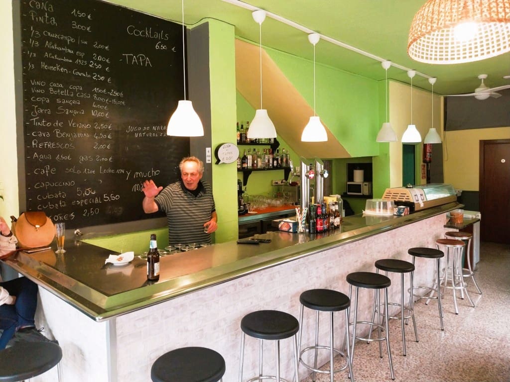 Restaurant/Bar for sale in Fuengirola - € 15,950 (Ref: 9428485)