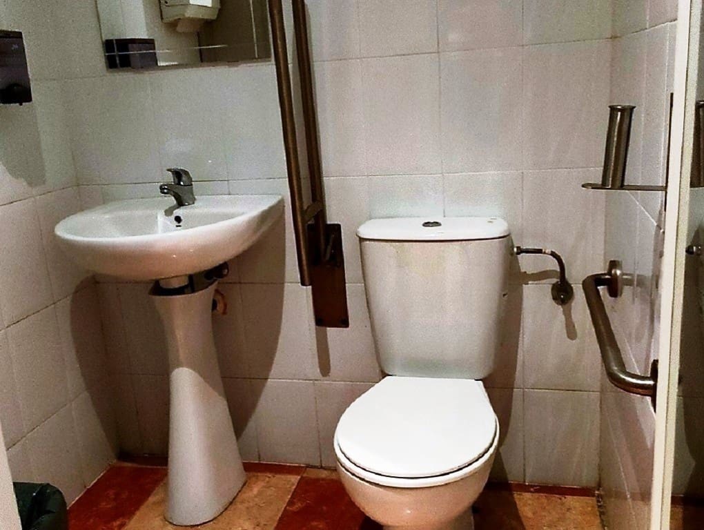 Restaurant/Bar for sale in Benalmadena - € 15,500 (Ref: 9428486)