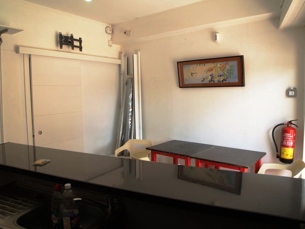 Restaurant/Bar for sale in Fuengirola - € 8,950 (Ref: 9428492)