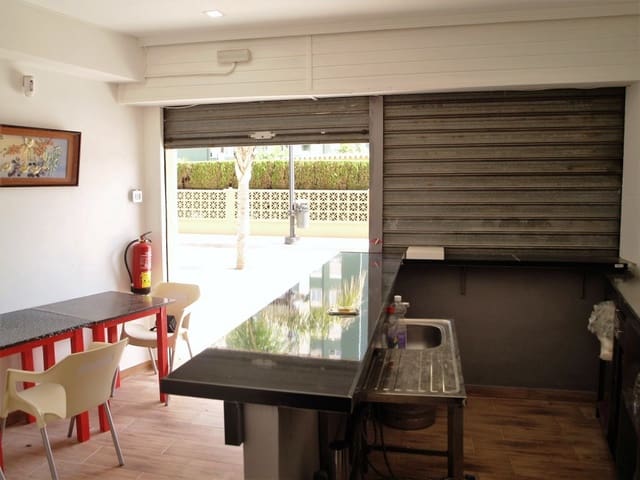 Restaurant/Bar for sale in Fuengirola - € 8,950 (Ref: 9428492)