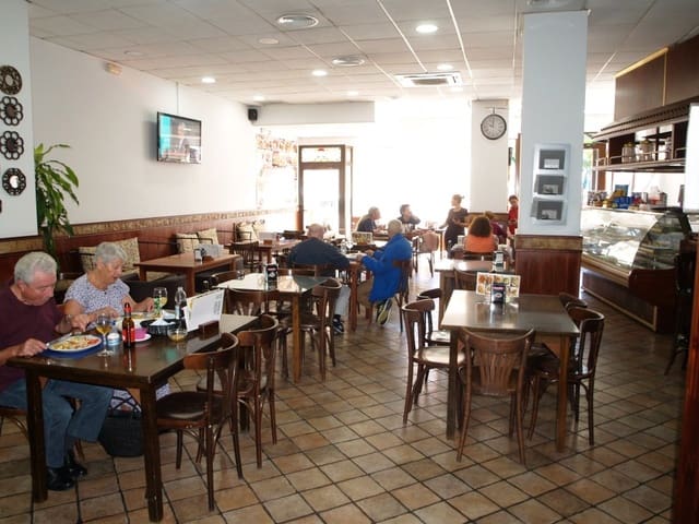 Restaurant/Bar for sale in Fuengirola - € 6,950 (Ref: 9428493)
