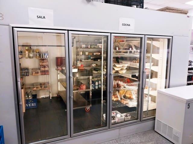 Restaurant/Bar for sale in Mijas Costa, Mijas - € 2,000,000 (Ref: 9428494)