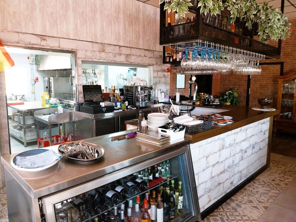 Restaurant/Bar for sale in Mijas Costa - € 2,000,000 (Ref: 9428494)
