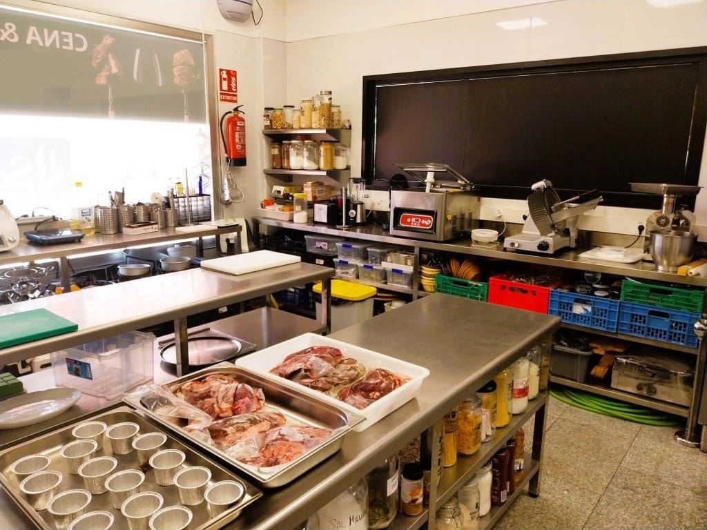 Restaurant/Bar for sale in Mijas Costa - € 2,000,000 (Ref: 9428494)