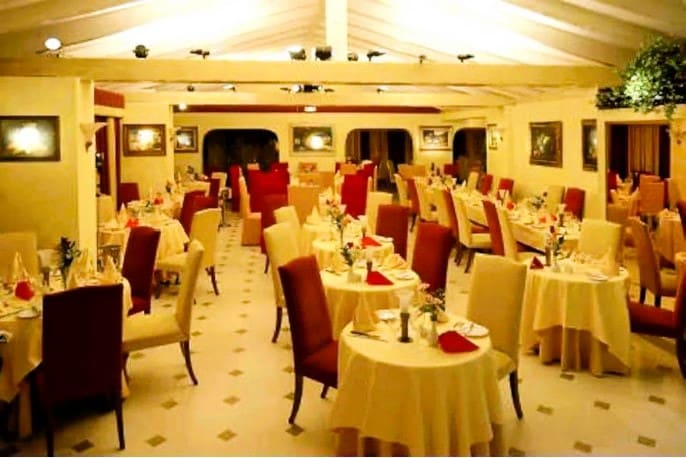 Restaurant/Bar for sale in Mijas Costa - € 1,300,000 (Ref: 9428495)