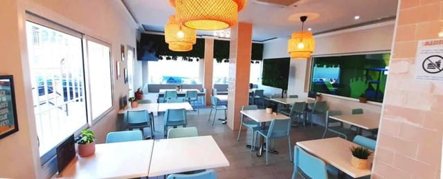 Restaurant/Bar for sale in Fuengirola - € 1,100,000 (Ref: 9428499)