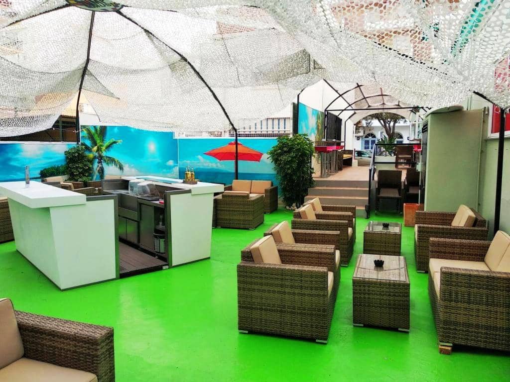 Restaurant/Bar for sale in Fuengirola - € 1,100,000 (Ref: 9428499)