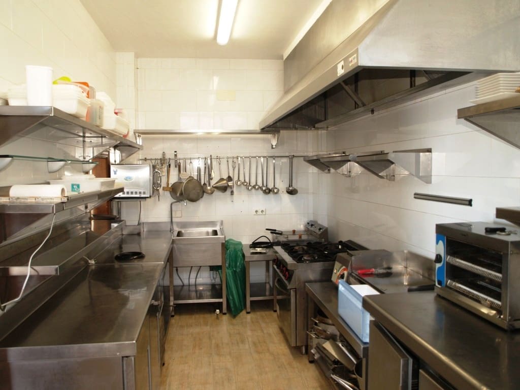 Restaurant/Bar for sale in Mijas Costa - € 550,000 (Ref: 9428509)