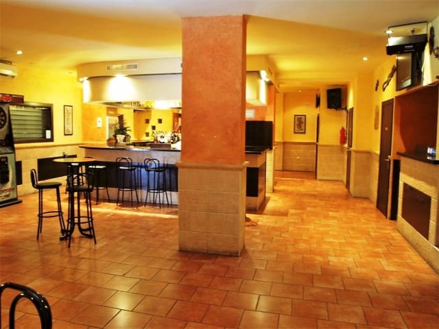 Restaurant/Bar for sale in Fuengirola - € 495,000 (Ref: 9428511)