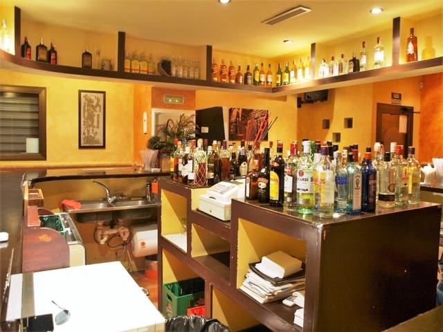 Restaurant/Bar for sale in Fuengirola - € 495,000 (Ref: 9428511)