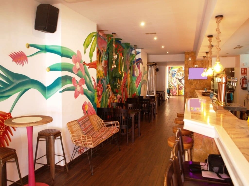 Restaurant/Bar for sale in Fuengirola - € 450,000 (Ref: 9428516)