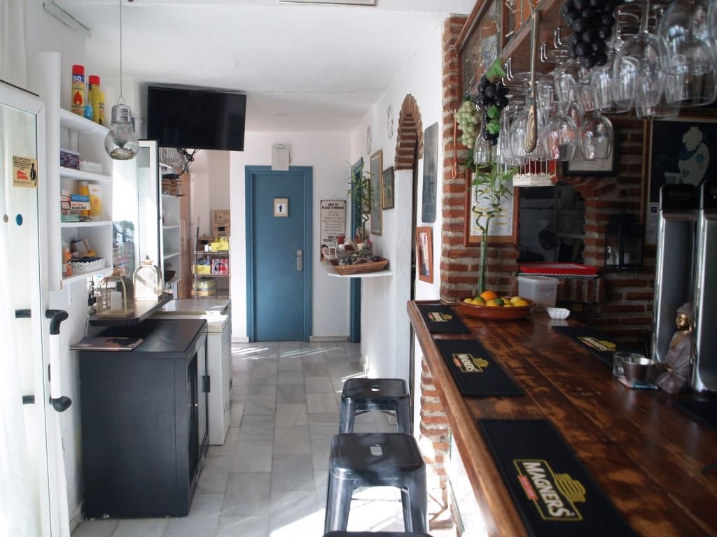 Restaurant/Bar for sale in Mijas Costa - € 300,000 (Ref: 9428517)