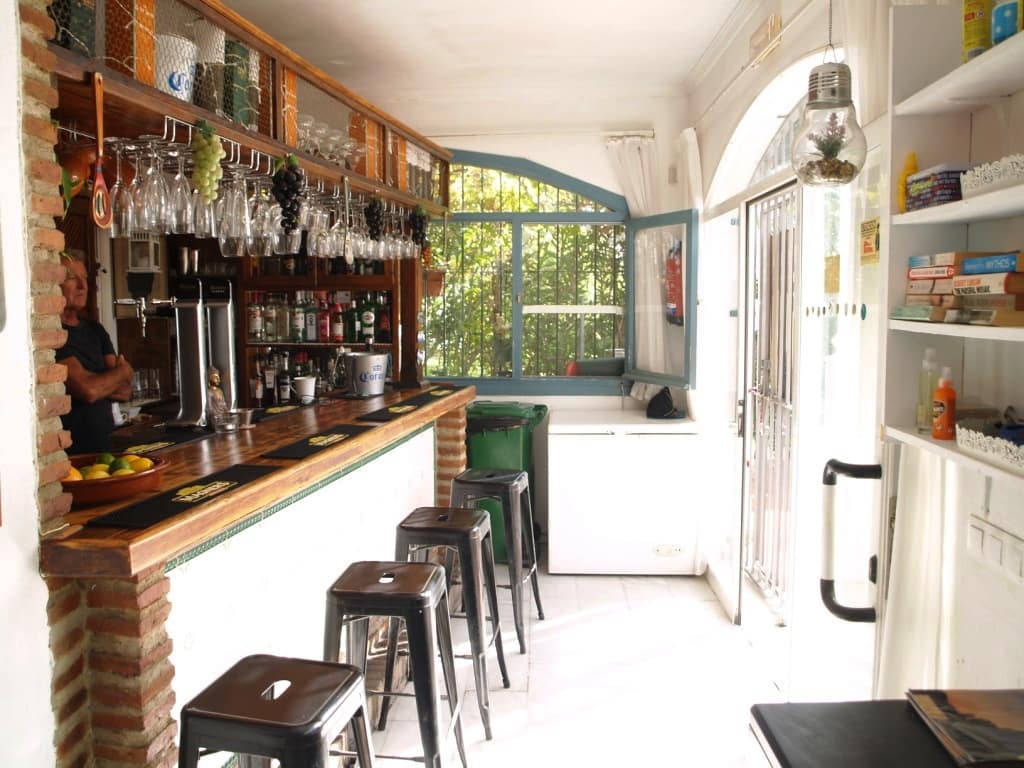 Restaurant/Bar for sale in Mijas Costa - € 300,000 (Ref: 9428517)