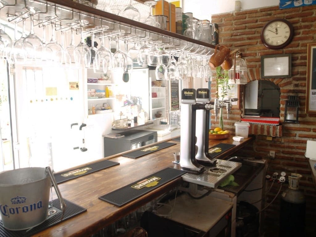 Restaurant/Bar for sale in Mijas Costa - € 300,000 (Ref: 9428517)
