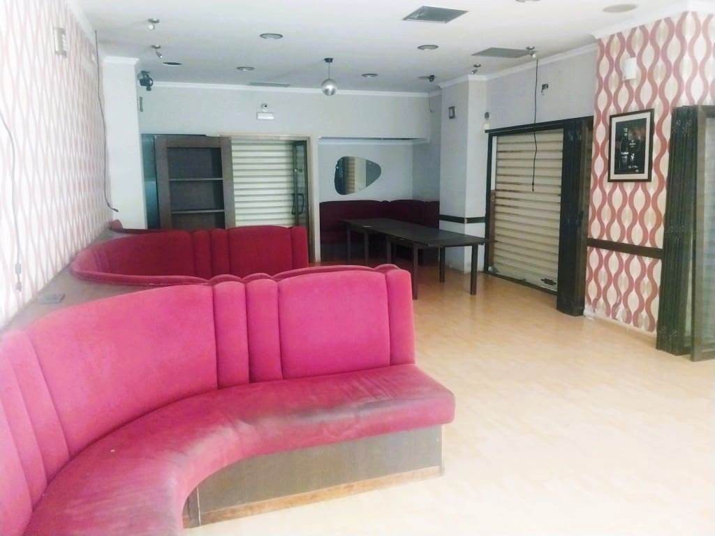 Restaurant/Bar for sale in Fuengirola - € 19,950 (Ref: 9487162)